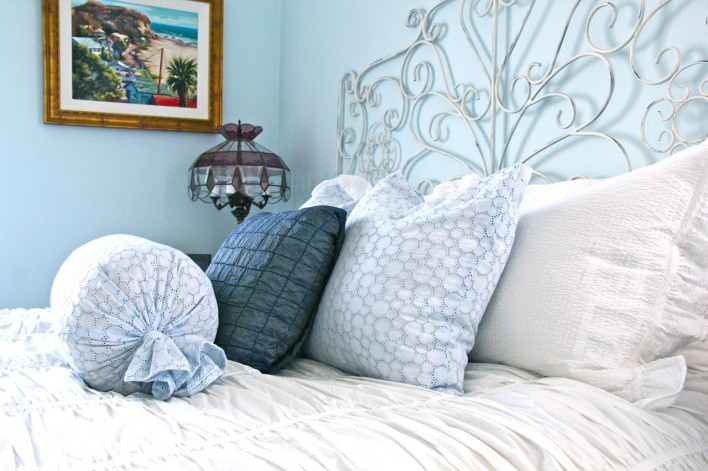 shabby chic room pillows