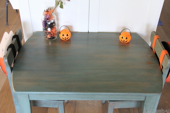 Miss Mustard Seed Milk Paint kitchen scale table + Annie Sloan Coco