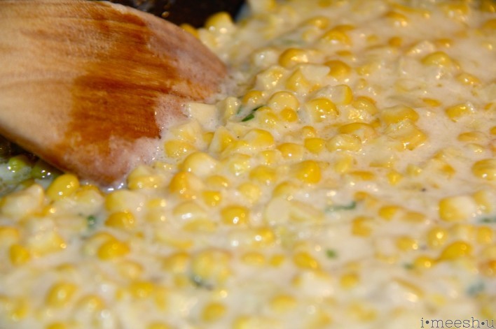 creamed corn close up