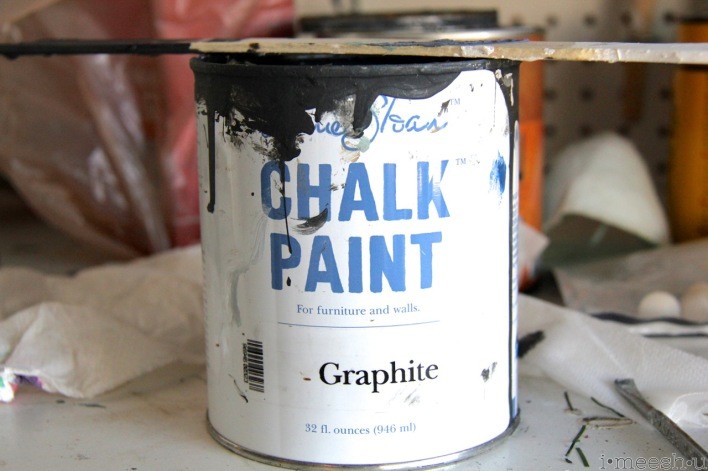 annie-sloan-chalk-paint-graphite