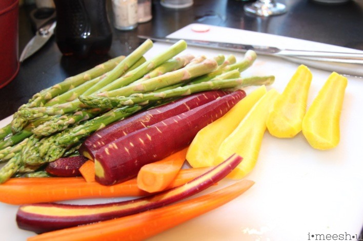 asparagus-purple-carrots