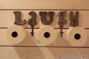 farm-house-laugh-toilet-paper
