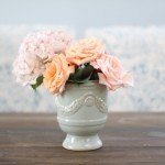garden-flowers-rustic-table