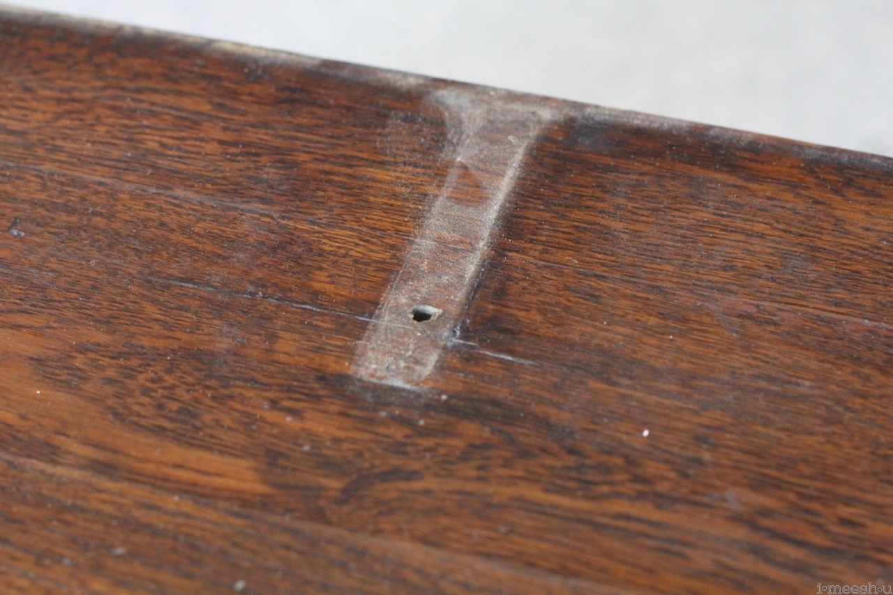 damaged-vintage-table-top